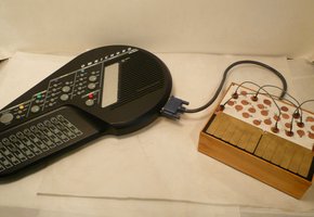 Folktek Omnichord OM-250